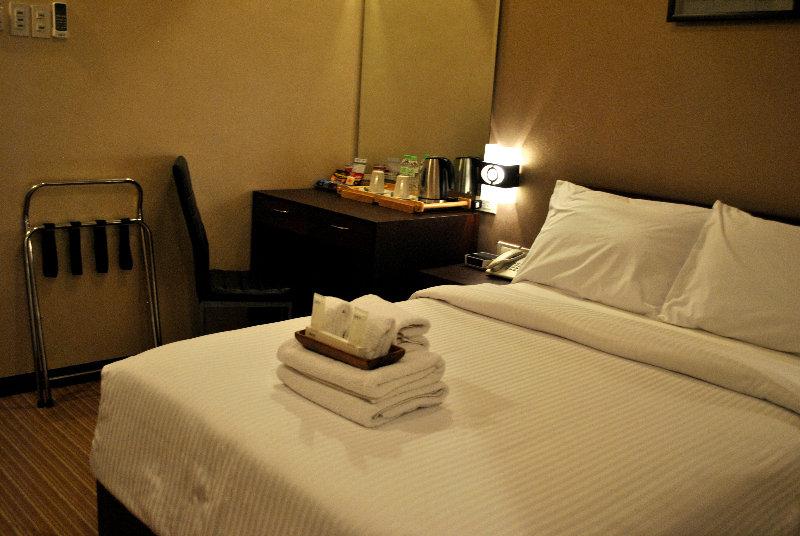 Orion Hotel Manilla Buitenkant foto