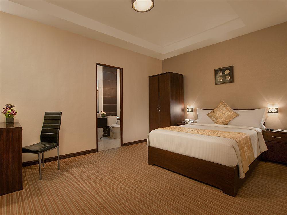 Orion Hotel Manilla Buitenkant foto